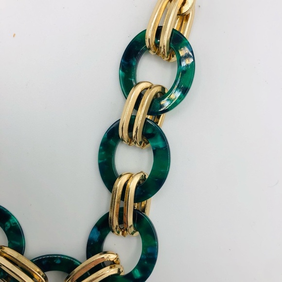 Gorgeous Gold and Malachite Necklace - Picture 3 of 6